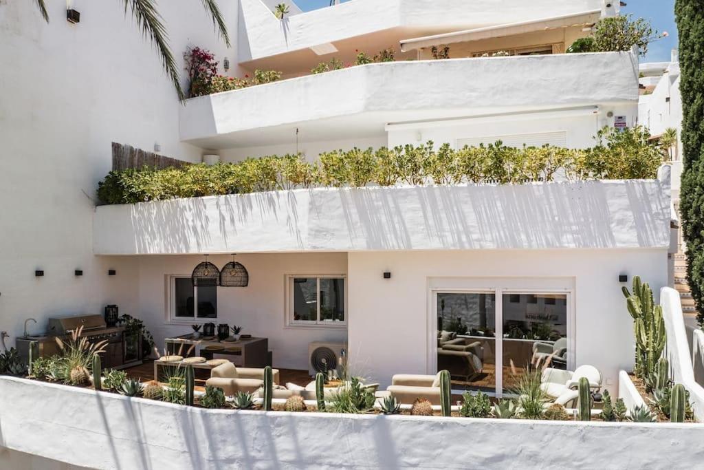 Super Stylish In Fantastic Location Apartment Marbella