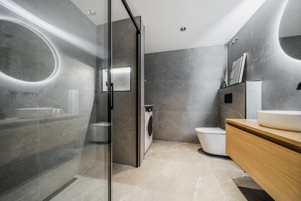 Super Stylish In Fantastic Location Marbella